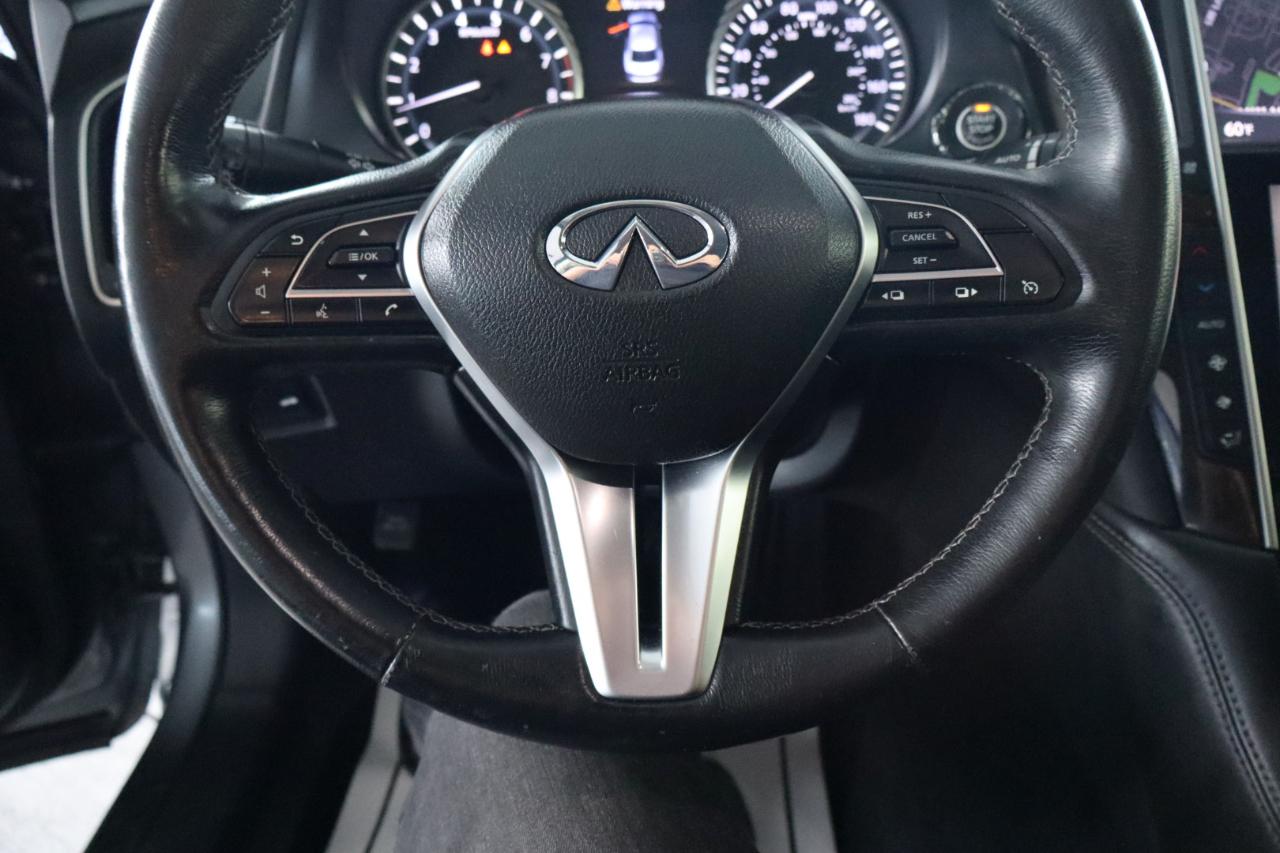Infiniti Q50 3.0t LUXE RWD 2018