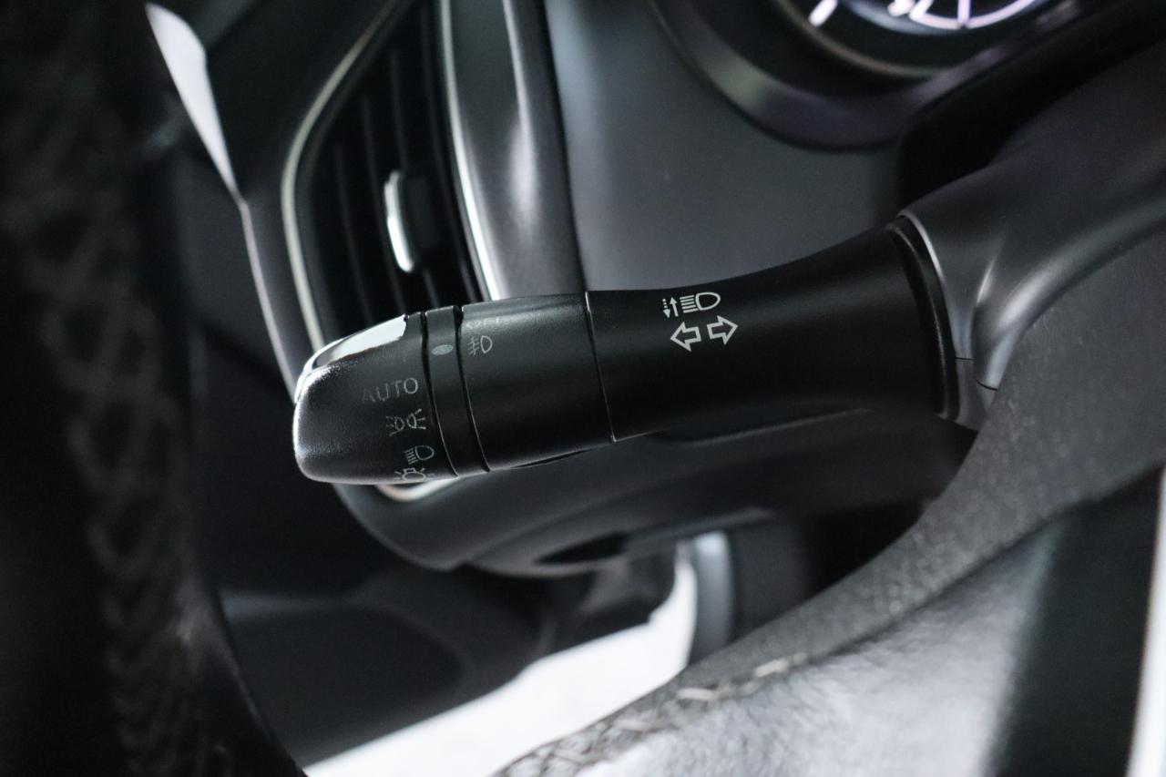 Infiniti Q50 3.0t LUXE RWD 2018