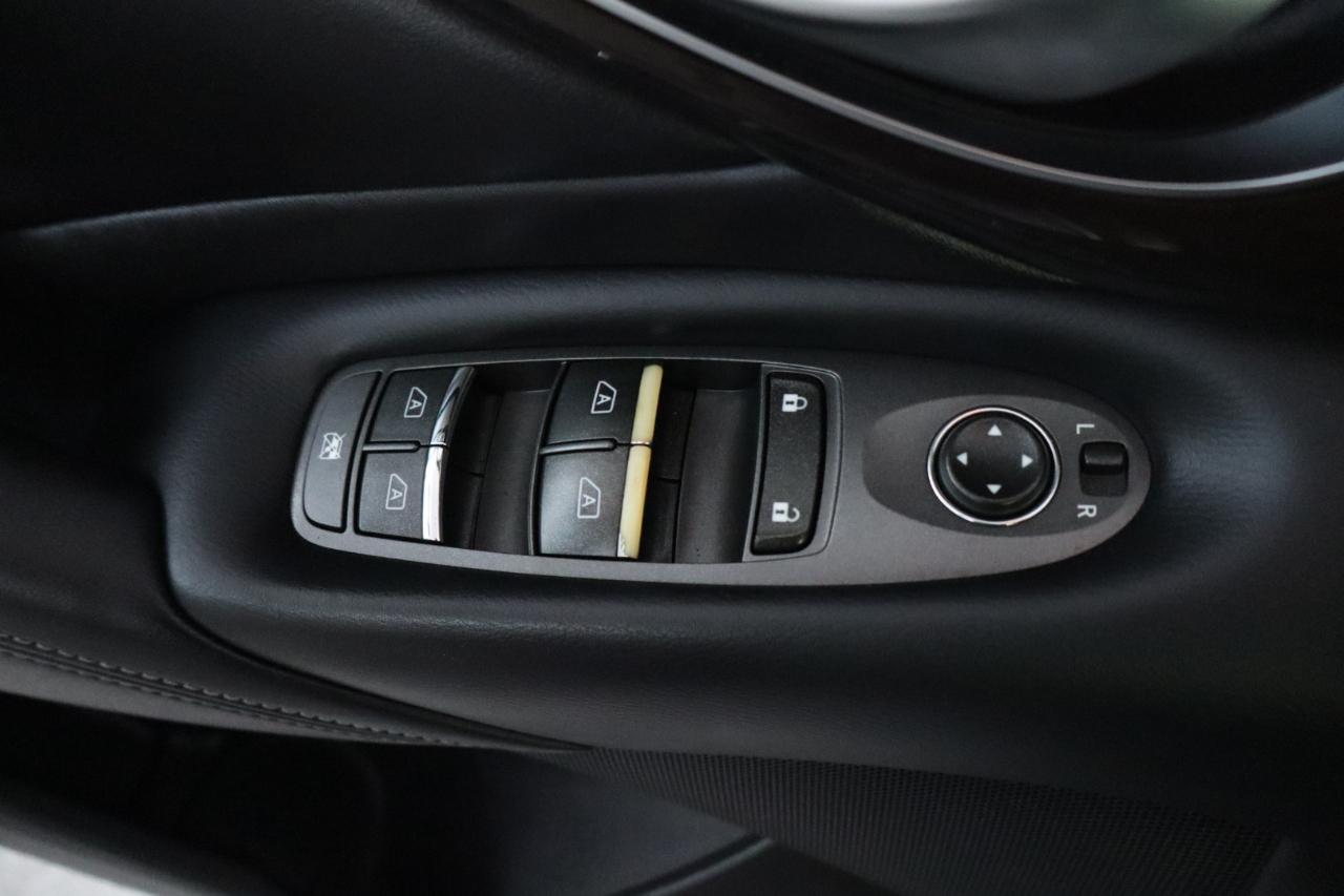 Infiniti Q50 3.0t LUXE RWD 2018