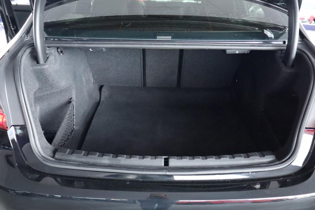 BMW 3 Series 330i Sedan North America 2020