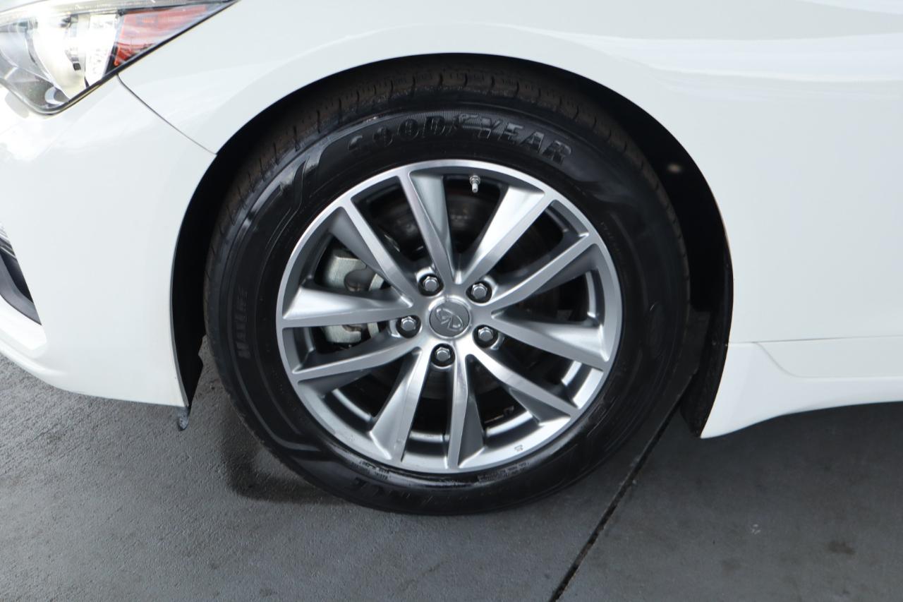 Infiniti Q50 3.0t PURE RWD 2021