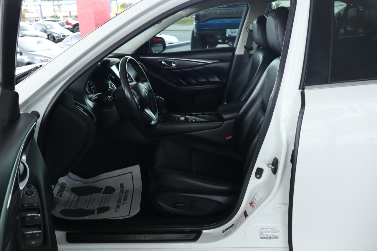 Infiniti Q50 3.0t PURE RWD 2021