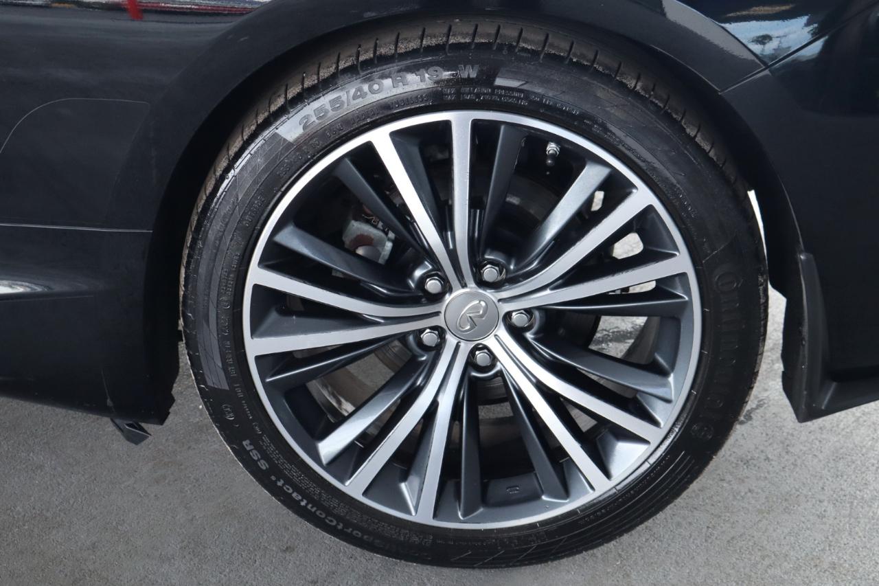 Infiniti Q60 3.0t LUXE AWD 2019