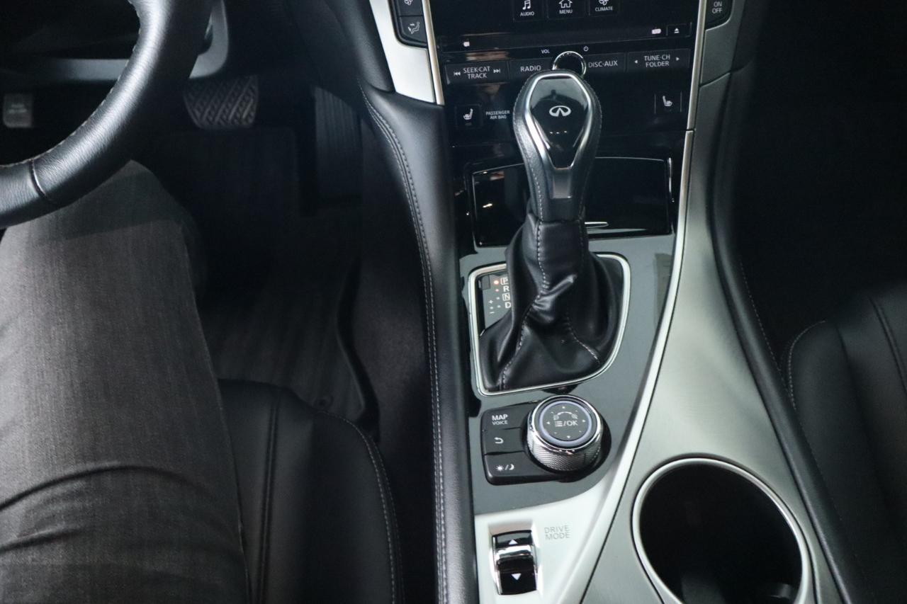 Infiniti Q60 3.0t LUXE AWD 2019