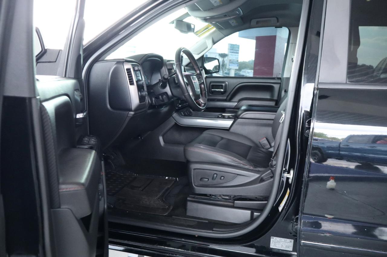 GMC Sierra 1500 4WD Crew Cab 143.5" SLT 2017