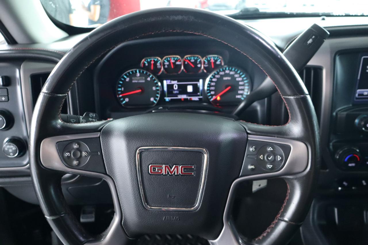 GMC Sierra 1500 4WD Crew Cab 143.5" SLT 2017