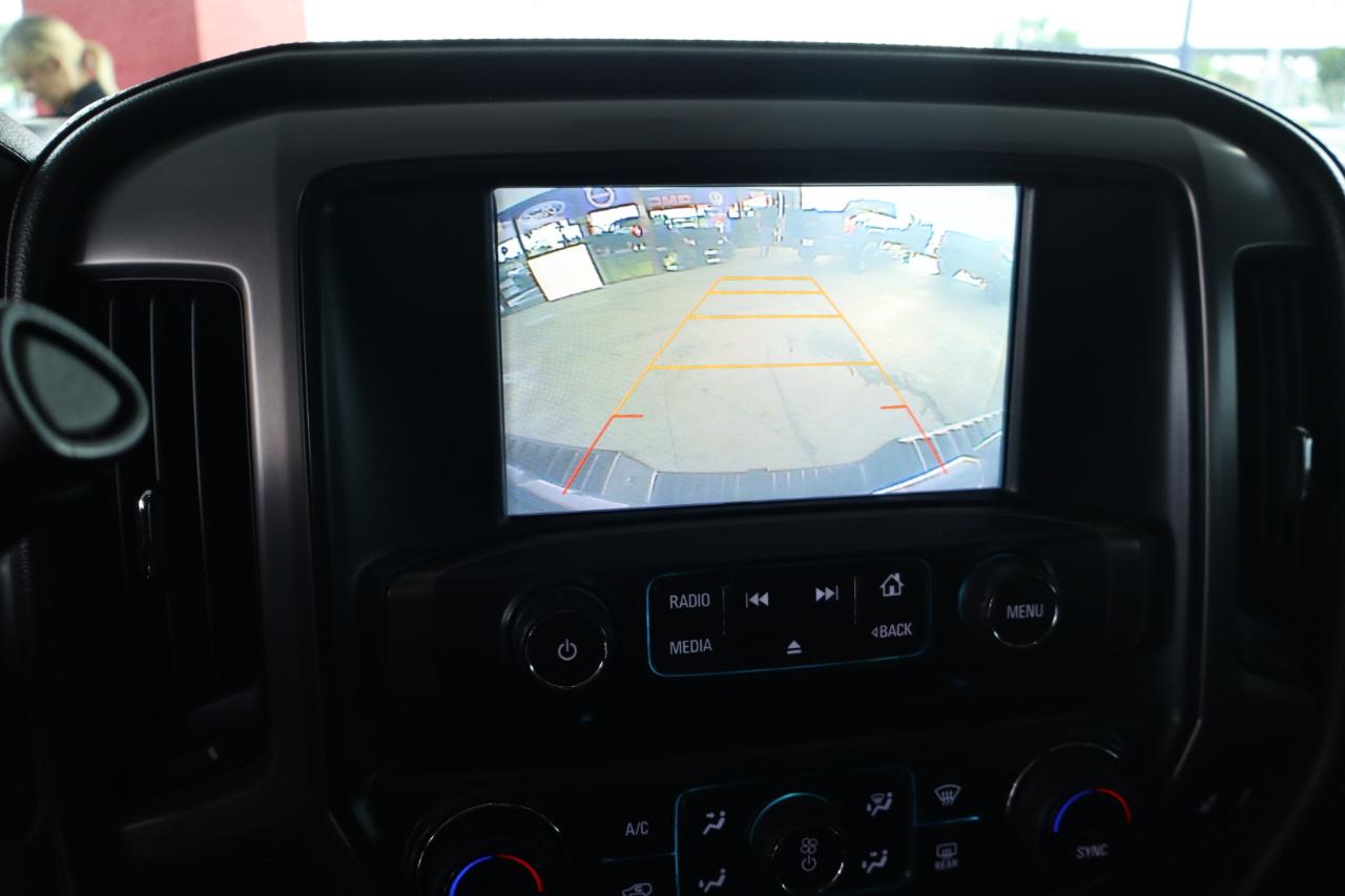 GMC Sierra 1500 4WD Crew Cab 143.5" SLT 2017