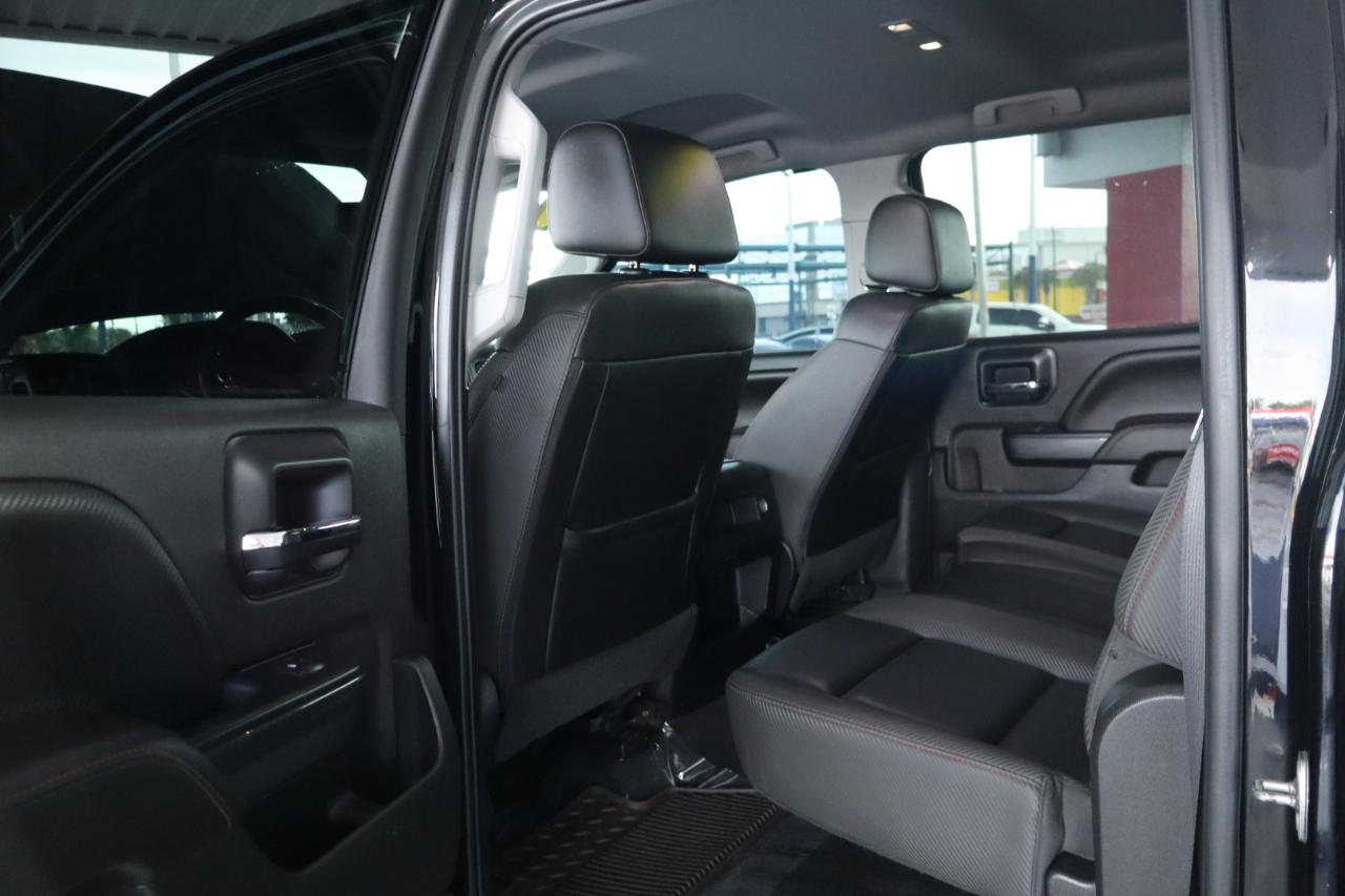 GMC Sierra 1500 4WD Crew Cab 143.5" SLT 2017