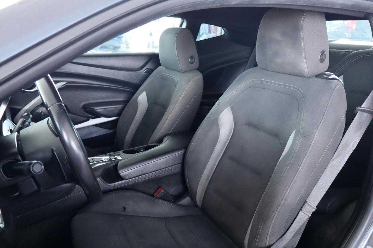 Chevrolet Camaro 2dr Cpe 1LT 2019