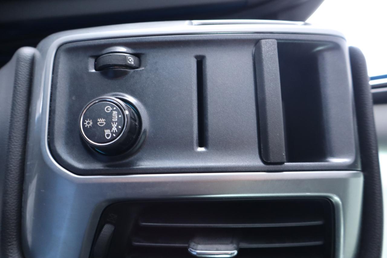 Chevrolet Silverado 1500 2WD Crew Cab 153.0" LT w/1LT 2015