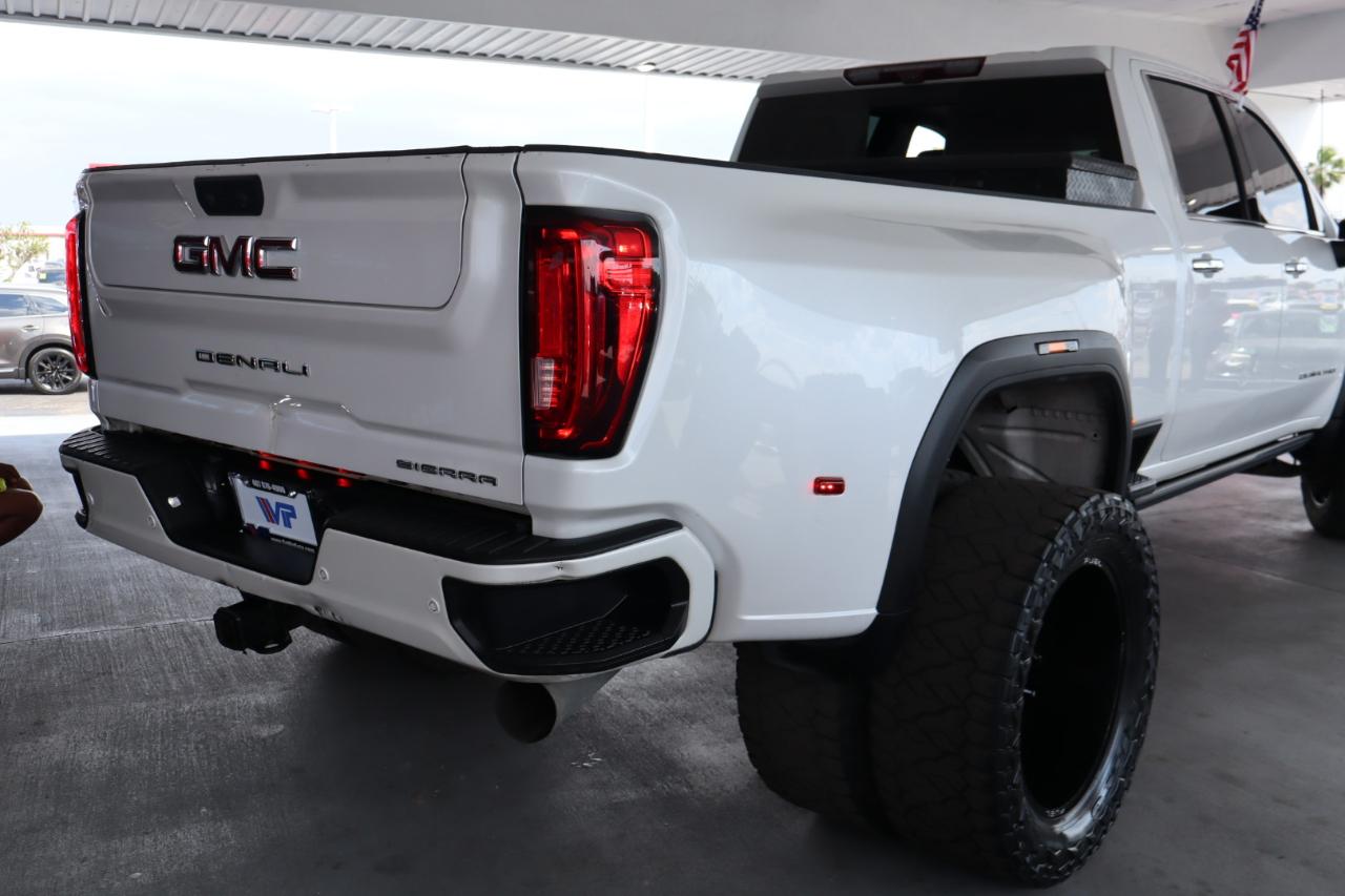 GMC Sierra 3500HD 4WD Crew Cab 172" Denali 2021