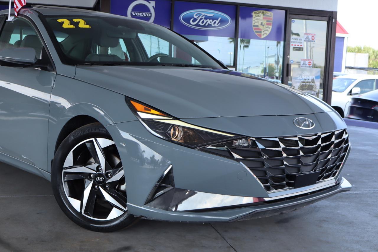 Hyundai Elantra SEL IVT 2022