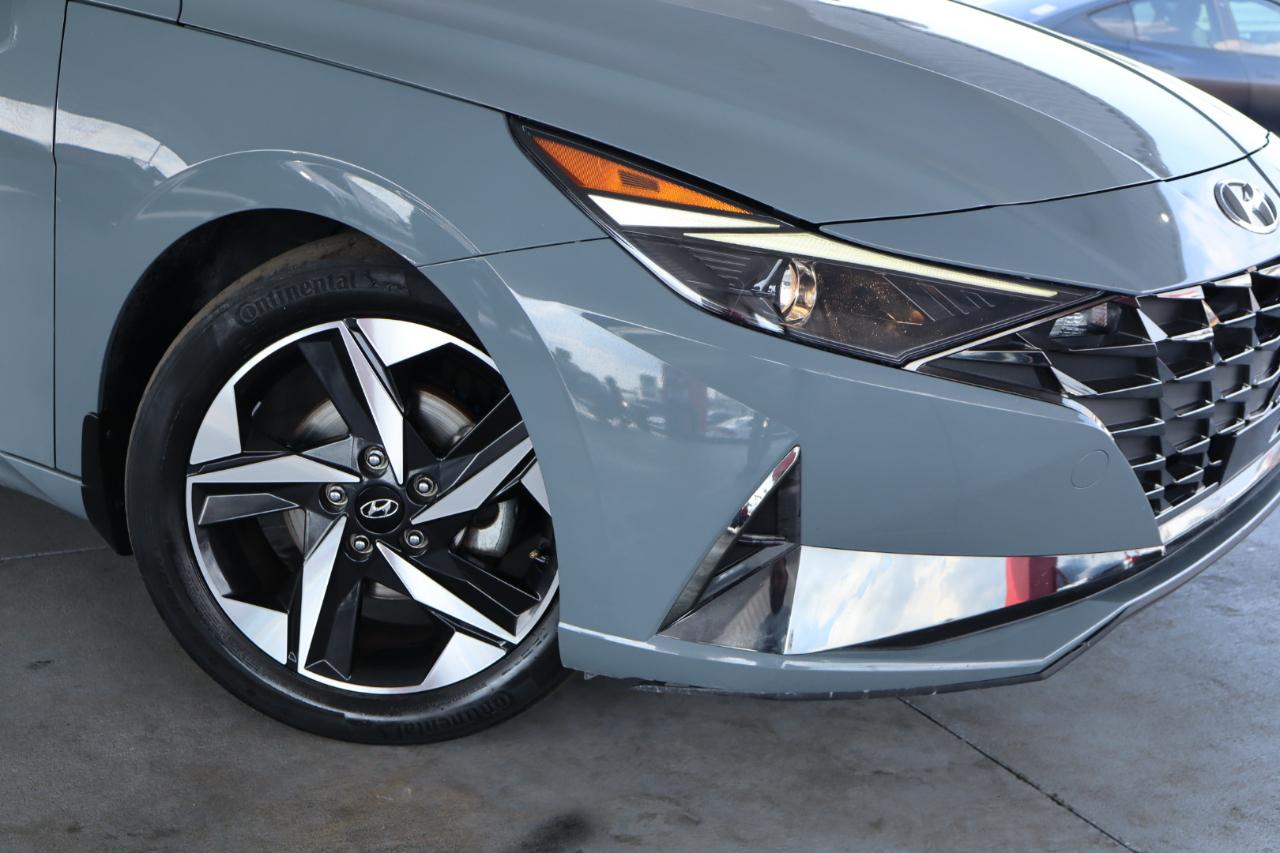 Hyundai Elantra SEL IVT 2022