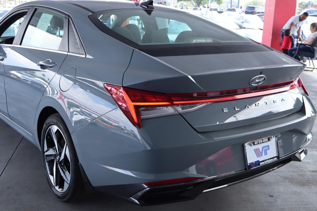 Hyundai Elantra SEL IVT 2022