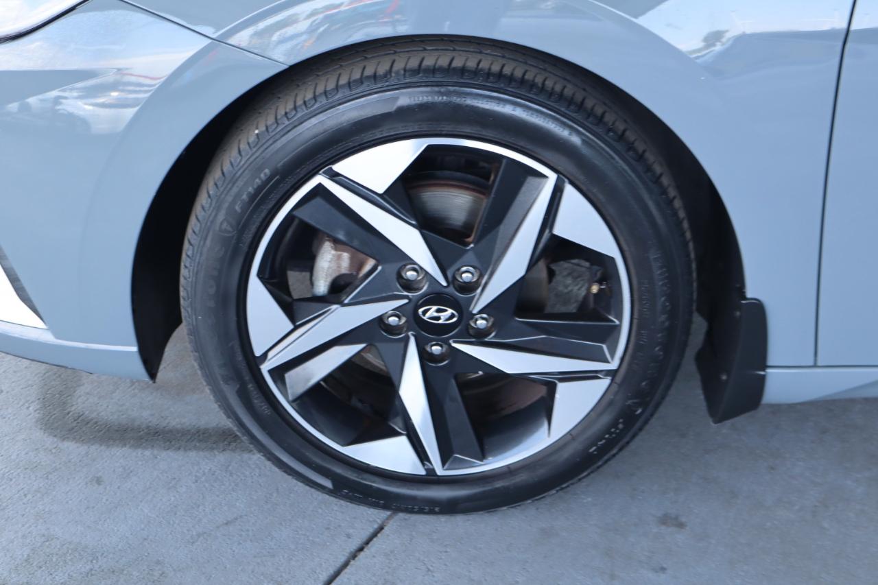 Hyundai Elantra SEL IVT 2022