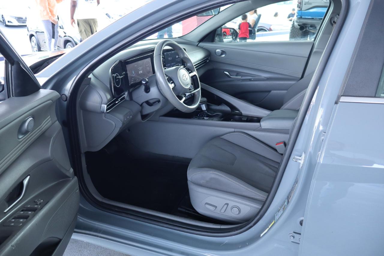 Hyundai Elantra SEL IVT 2022