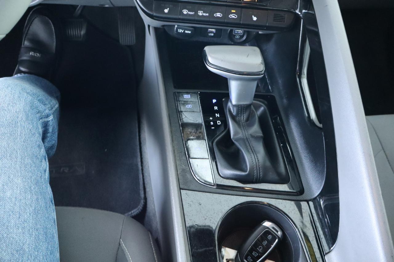 Hyundai Elantra SEL IVT 2022