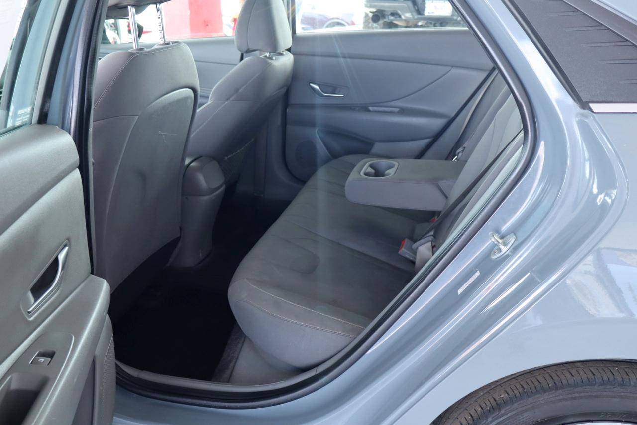 Hyundai Elantra SEL IVT 2022