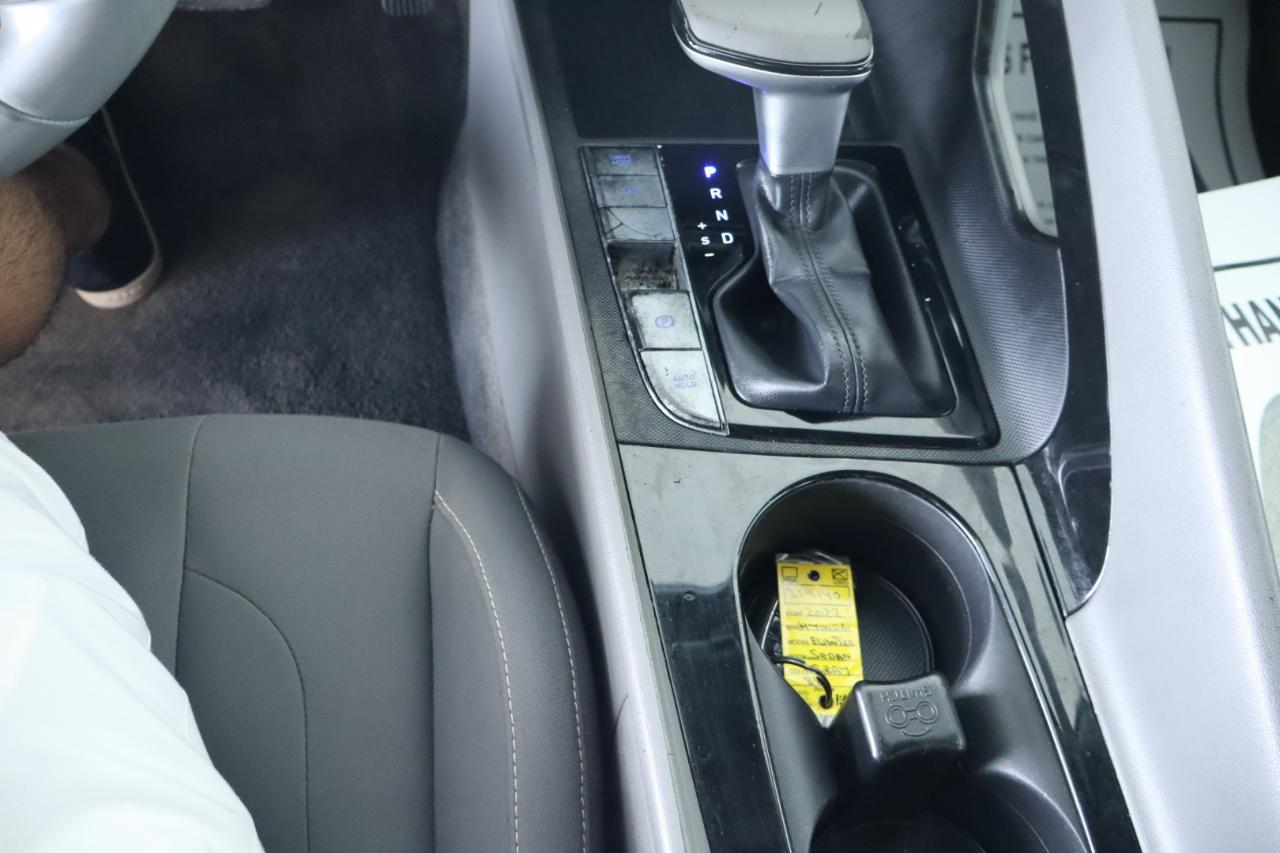 Hyundai Elantra SEL IVT 2022