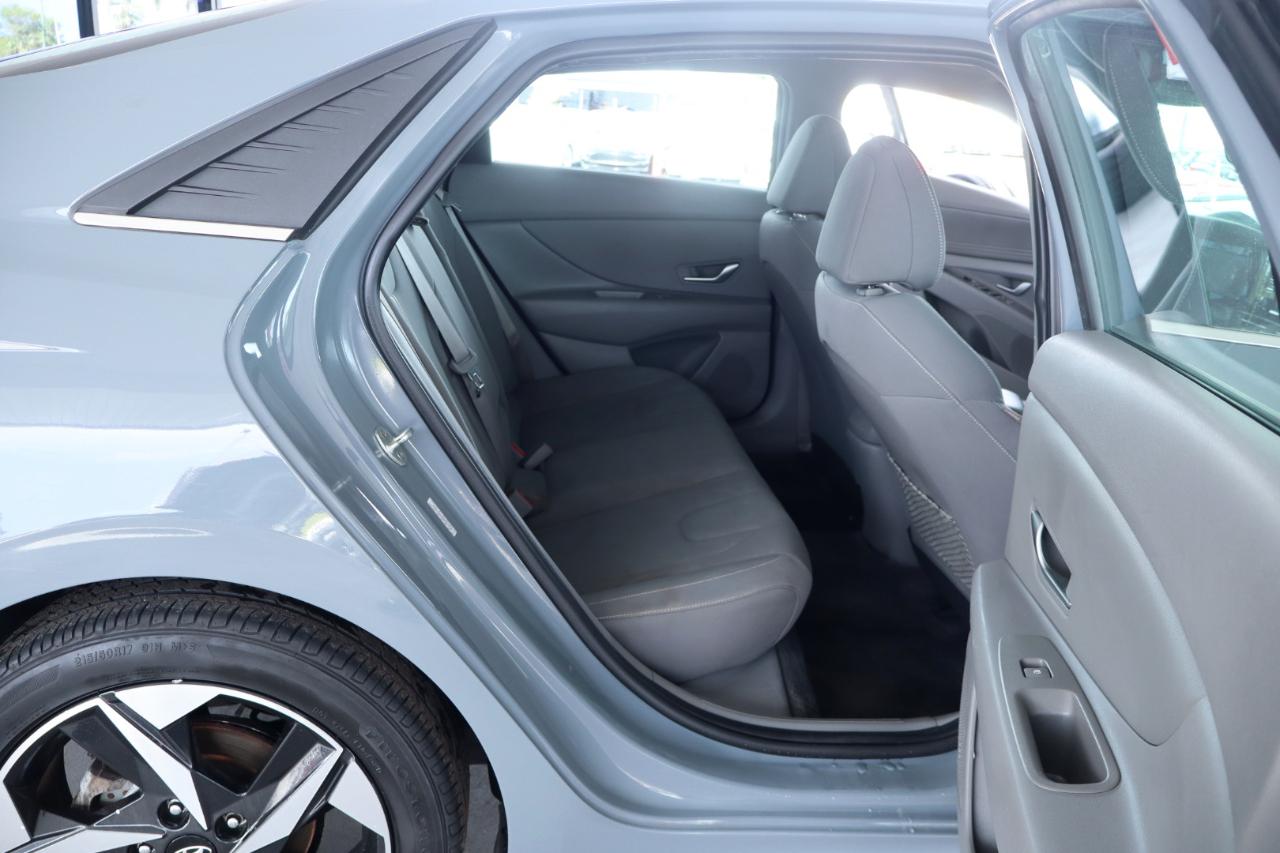 Hyundai Elantra SEL IVT 2022