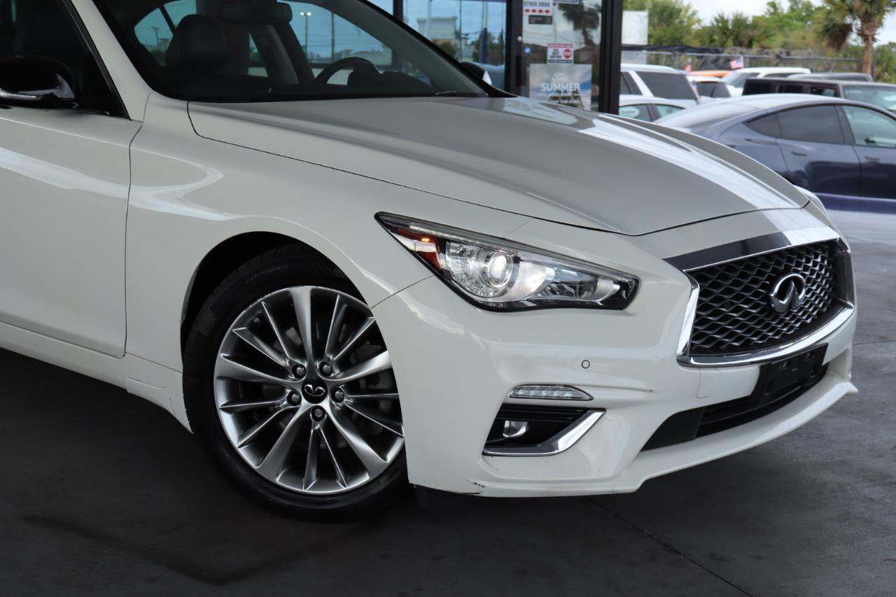 Infiniti Q50 3.0t LUXE AWD 2021