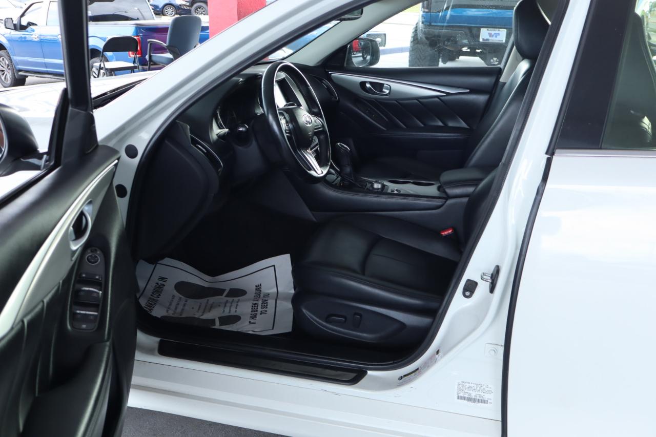 Infiniti Q50 3.0t LUXE AWD 2021