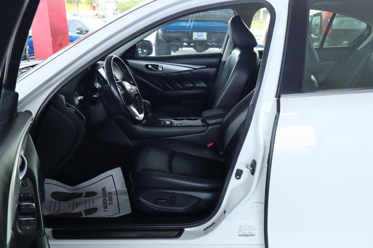 Infiniti Q50 3.0t LUXE AWD 2021