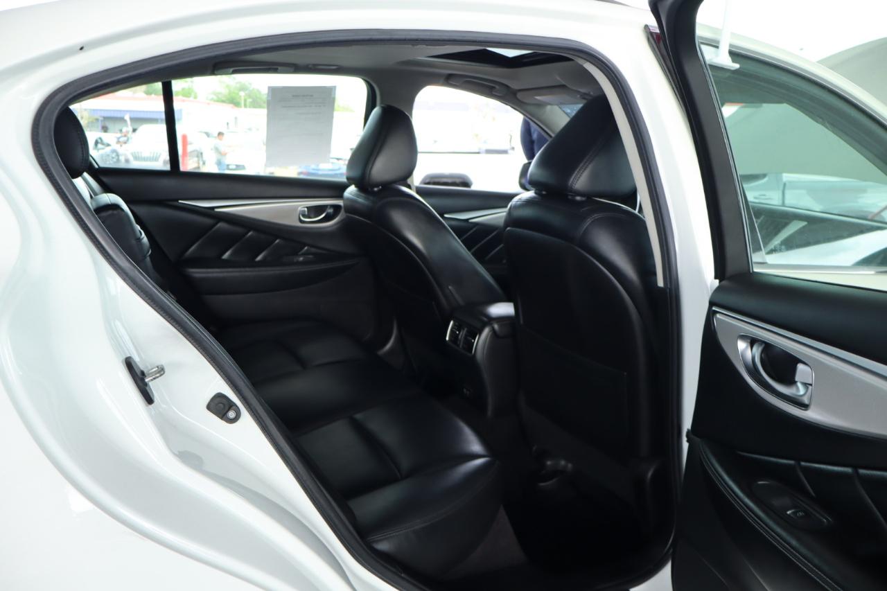 Infiniti Q50 3.0t LUXE AWD 2021