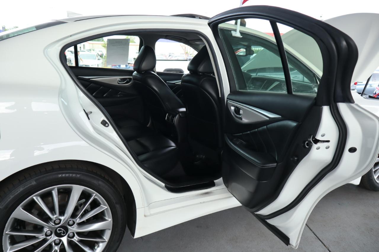 Infiniti Q50 3.0t LUXE AWD 2021