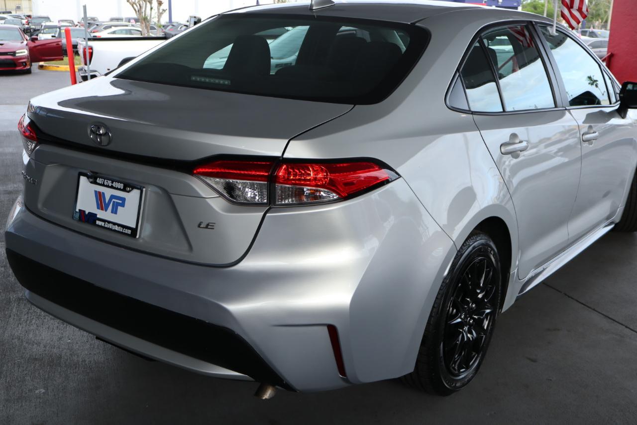 Toyota Corolla LE CVT (Natl) 2022