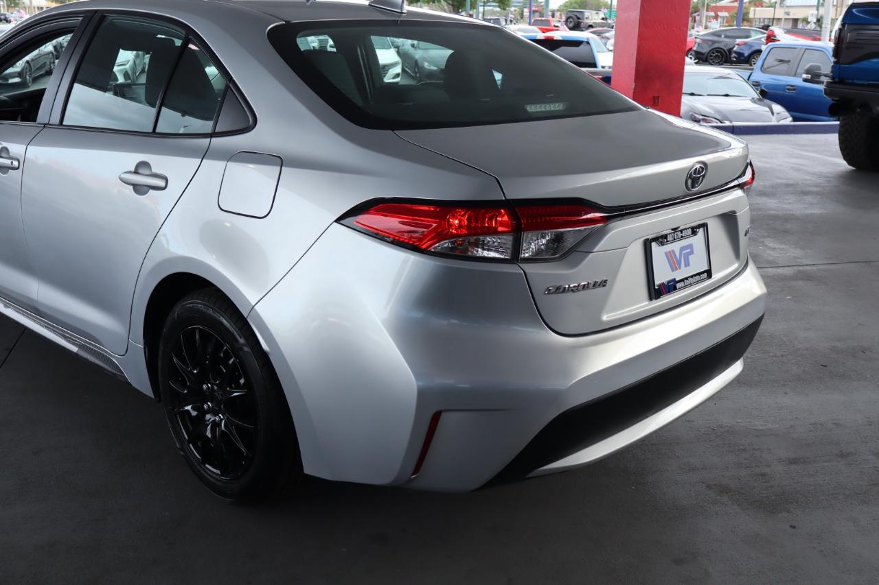 Toyota Corolla LE CVT (Natl) 2022