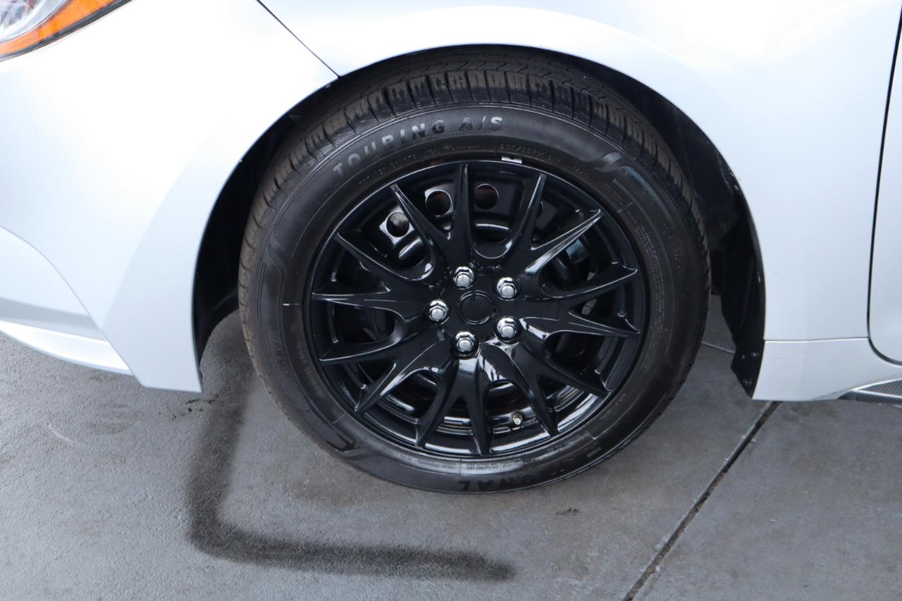 Toyota Corolla LE CVT (Natl) 2022