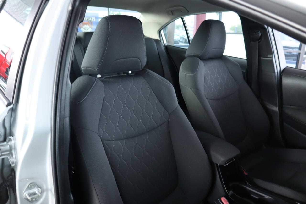 Toyota Corolla LE CVT (Natl) 2022