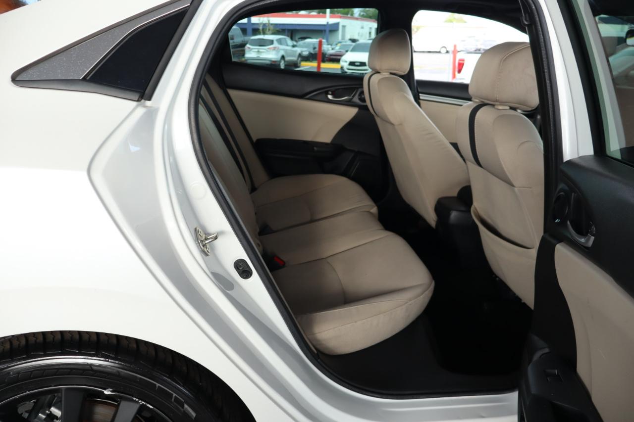 Honda Civic Hatchback EX CVT 2020