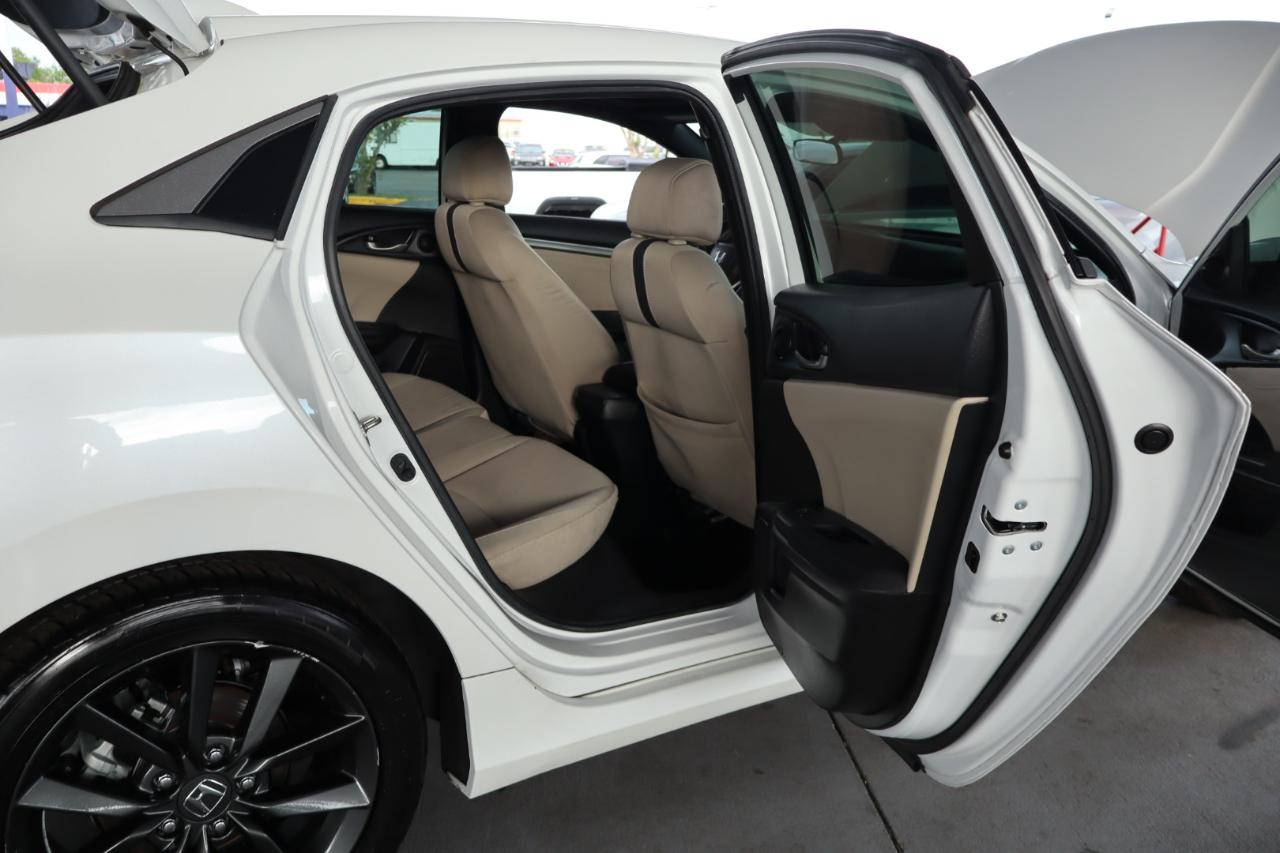 Honda Civic Hatchback EX CVT 2020