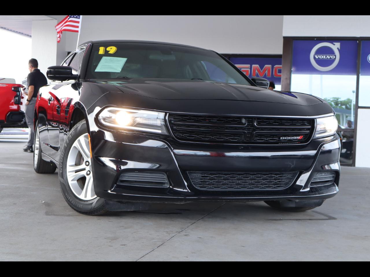 Dodge Charger SXT RWD 2019