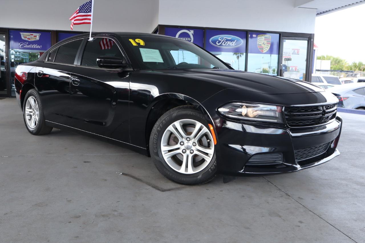 Dodge Charger SXT RWD 2019