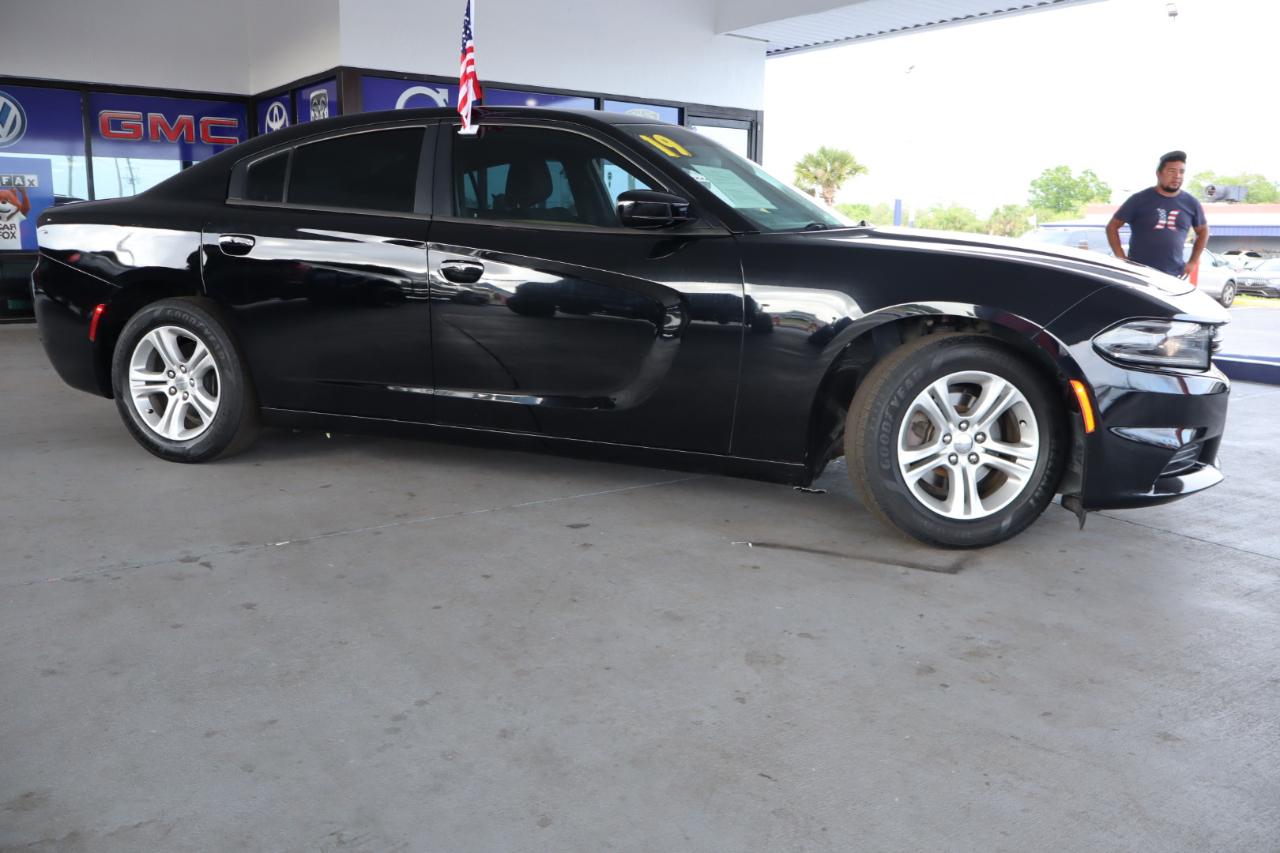 Dodge Charger SXT RWD 2019