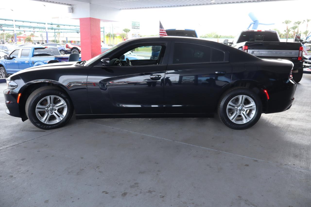 Dodge Charger SXT RWD 2019