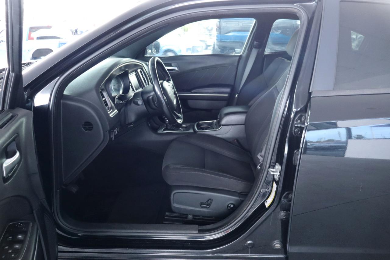 Dodge Charger SXT RWD 2019