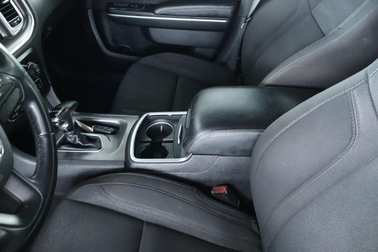 Dodge Charger SXT RWD 2019