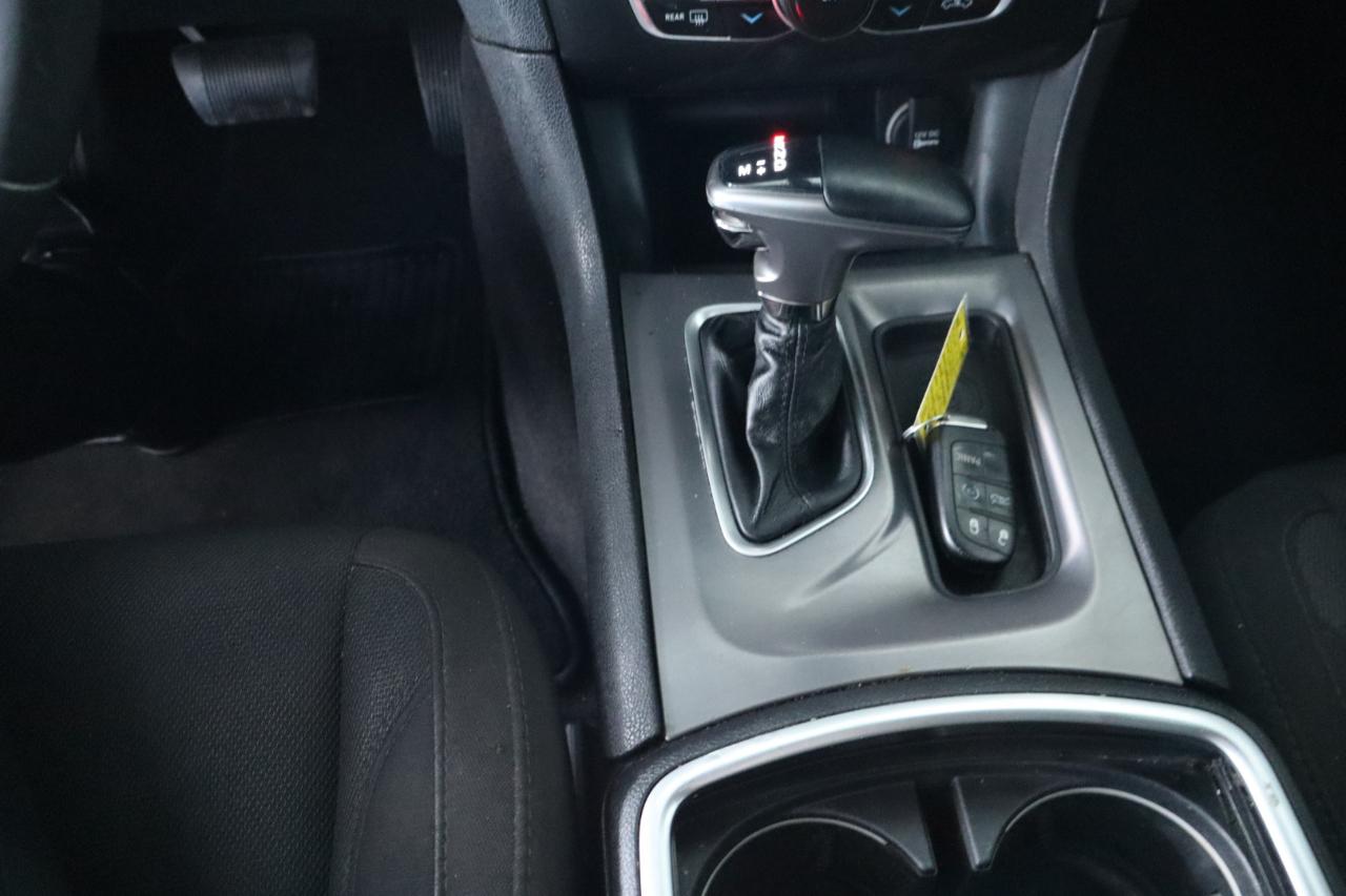 Dodge Charger SXT RWD 2019