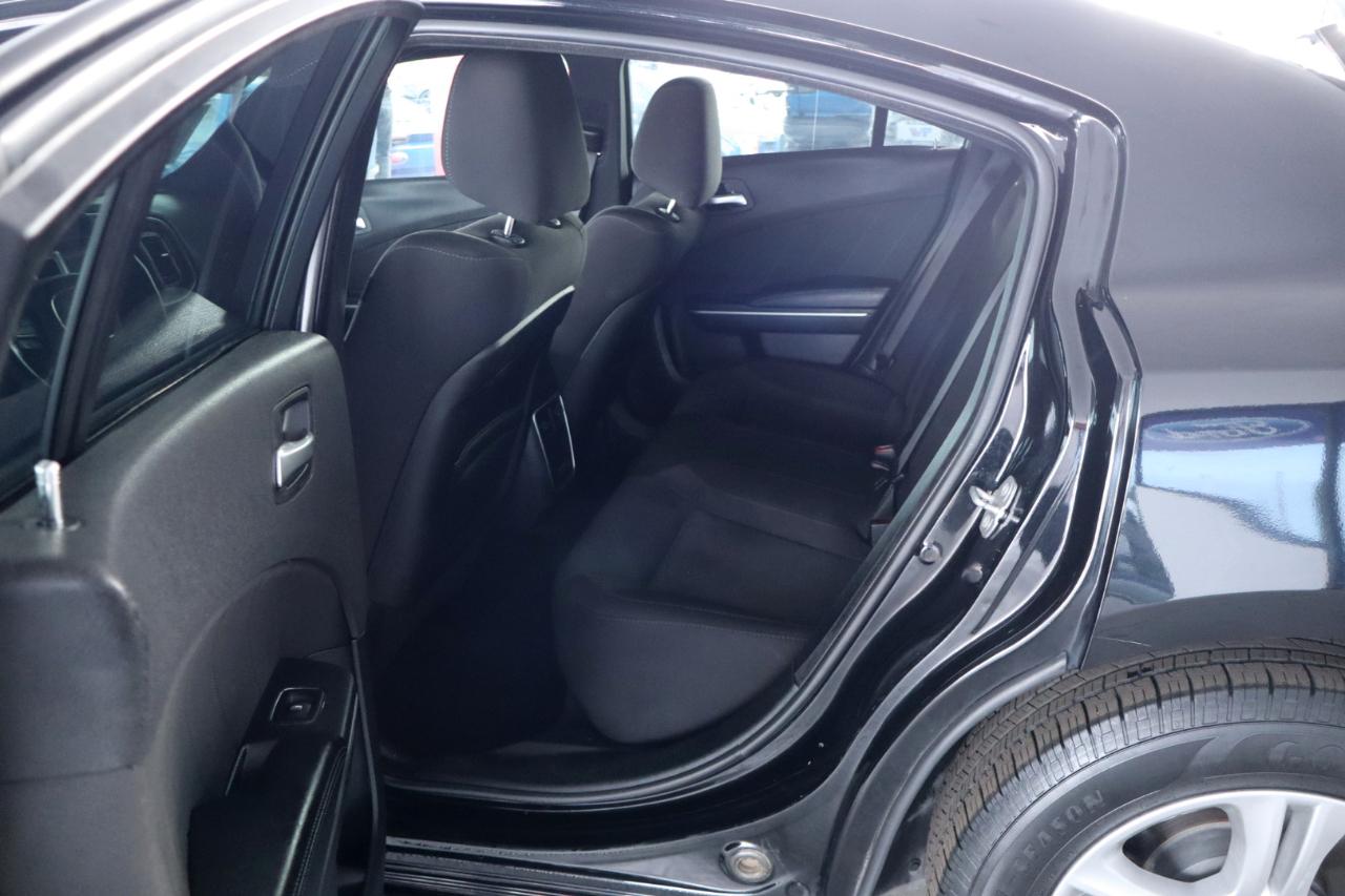 Dodge Charger SXT RWD 2019