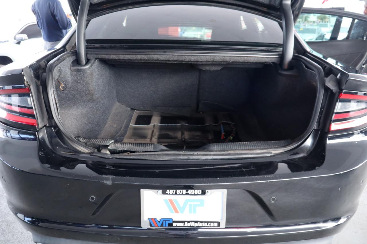 Dodge Charger SXT RWD 2019