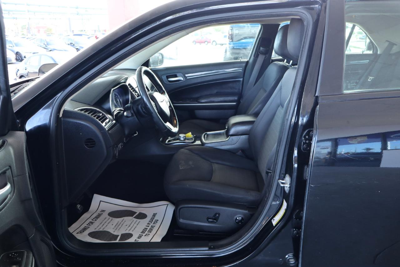 Chrysler 300 Touring RWD 2019