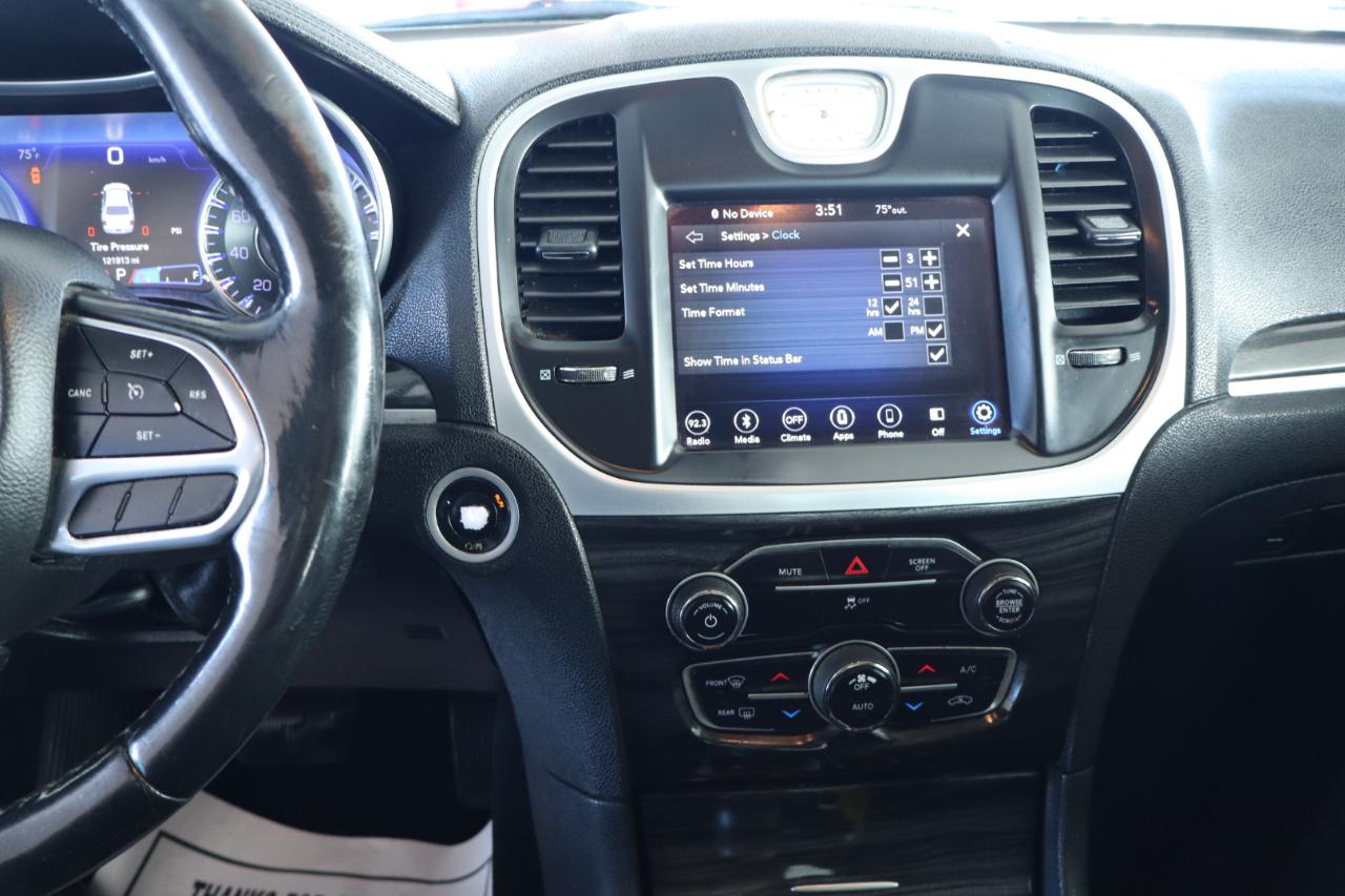 Chrysler 300 Touring RWD 2019