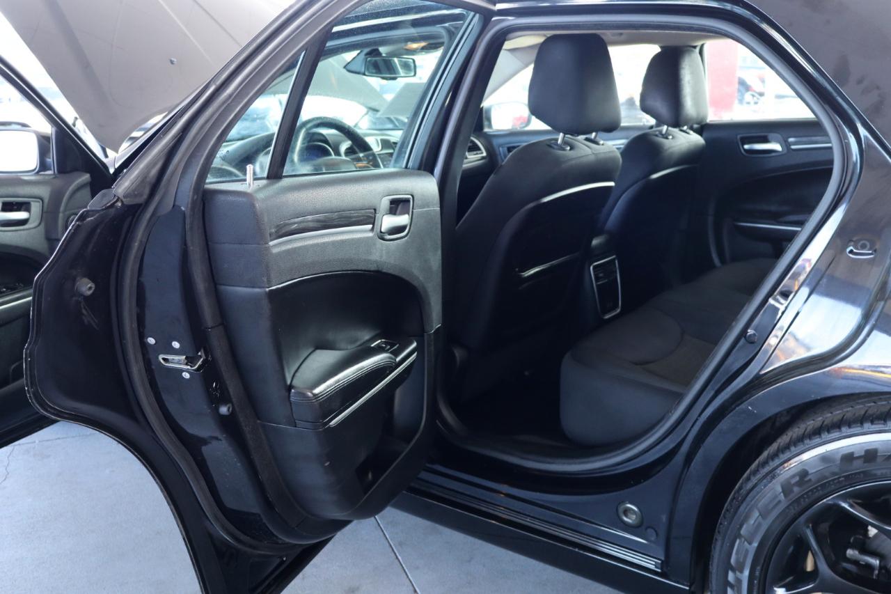 Chrysler 300 Touring RWD 2019