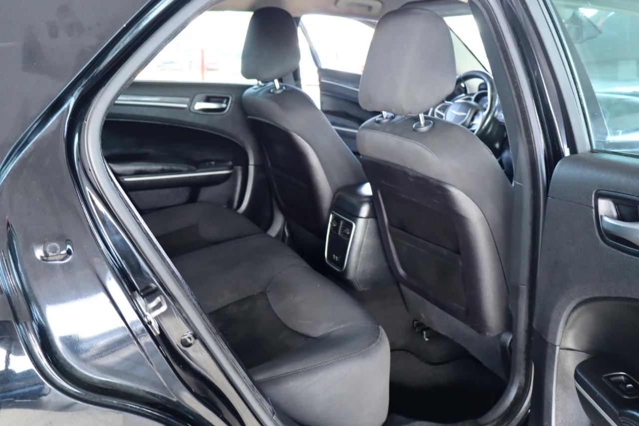 Chrysler 300 Touring RWD 2019