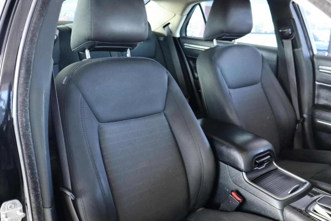 Chrysler 300 Touring RWD 2019