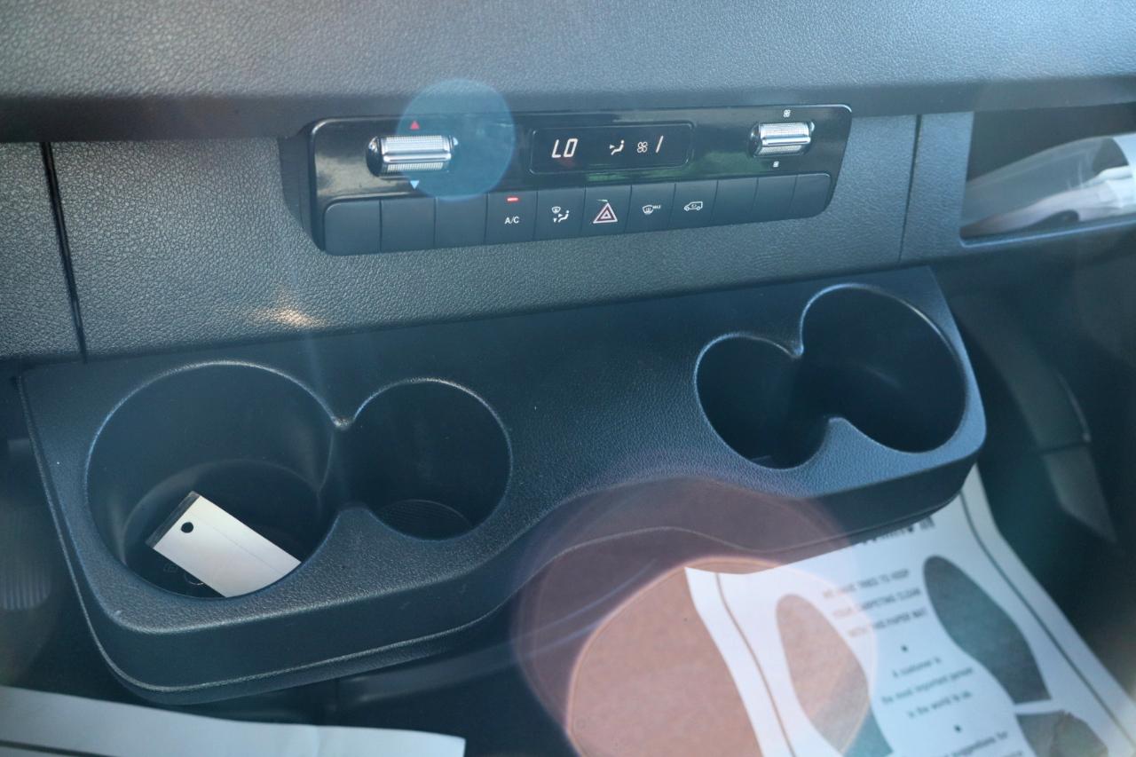 Mercedes-Benz Sprinter Van 2500 High Roof V6 170" RWD 2020